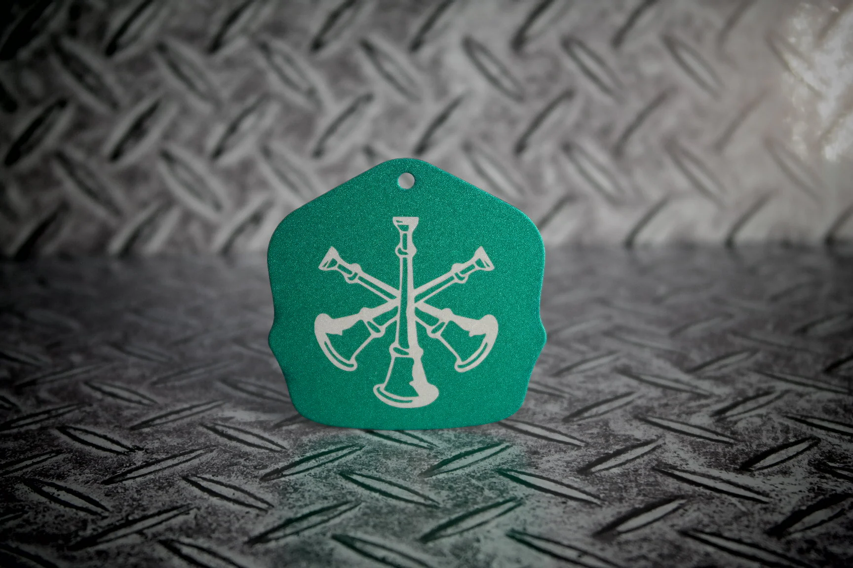 3 Bugle Laser Engraved Key Tin - Image 4